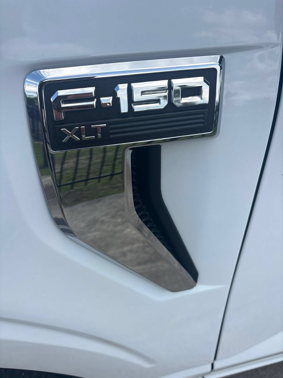 Used 2023 Ford F150 XLT w/ Equipment Group 301A Mid AWD/4WD image 9