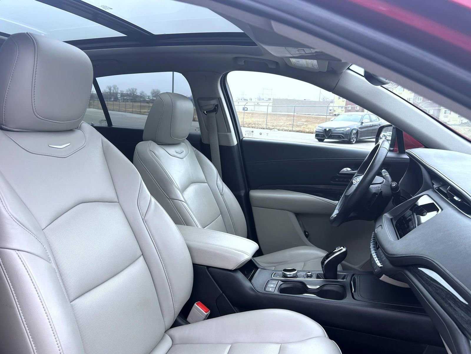 Certified 2023 Cadillac XT4 Premium Luxury image 19