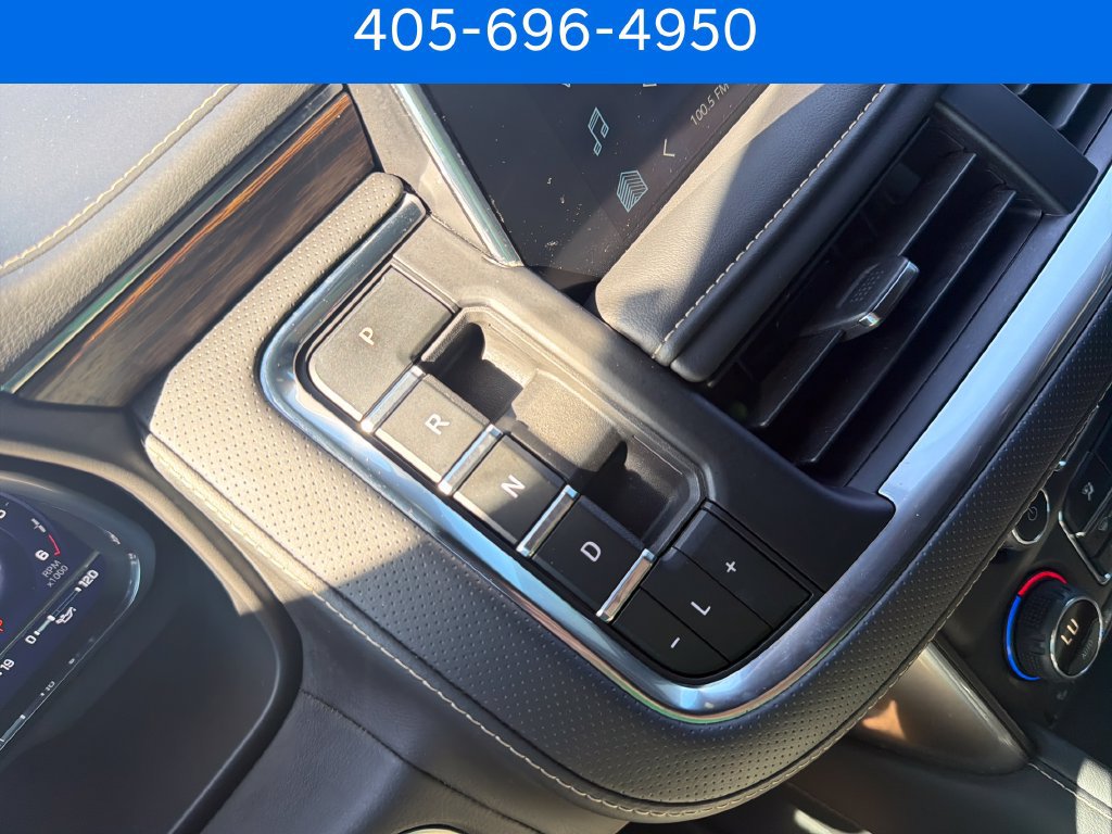 Used 2024 Chevrolet Tahoe Premier RWD image 32