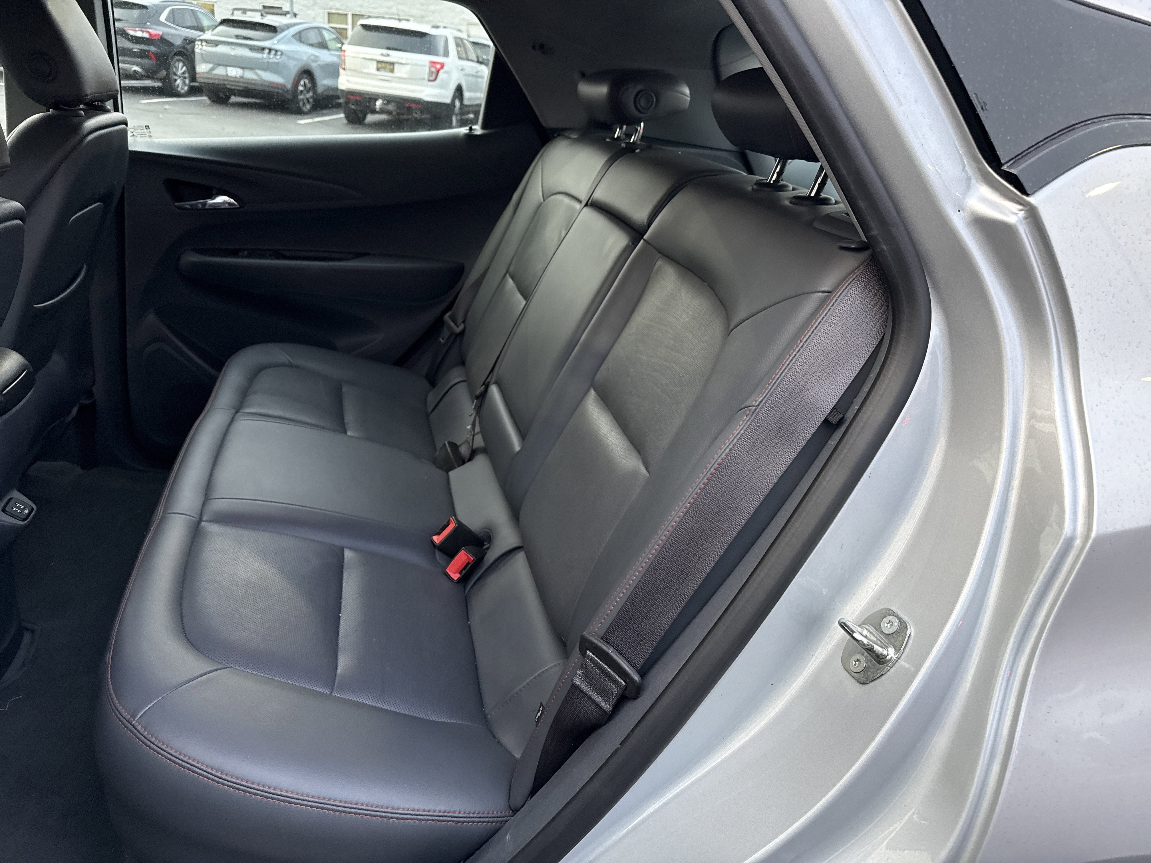 Used 2017 Chevrolet Bolt Premier w/ Driver Confidence II Package image 12