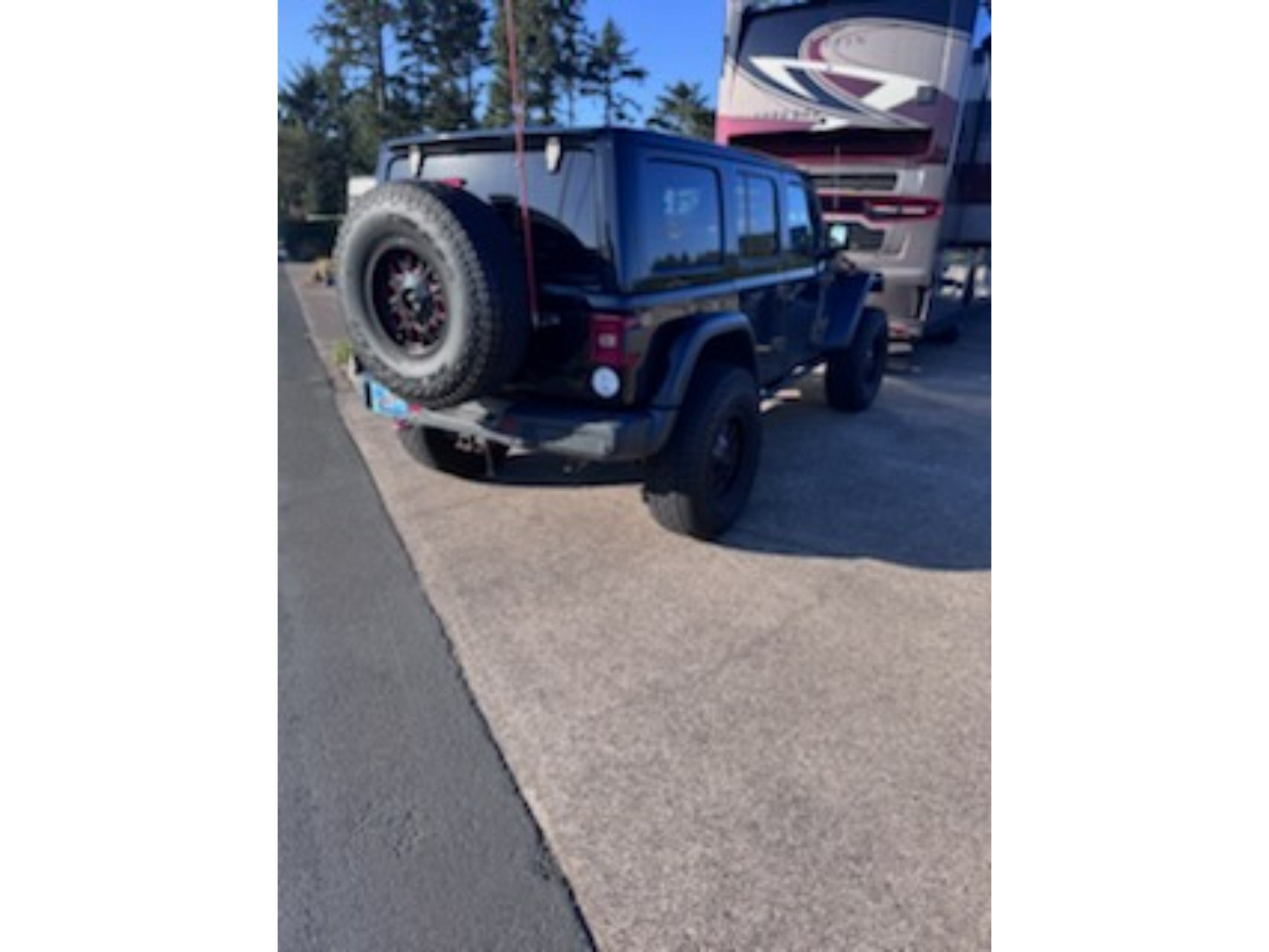 Used 2019 Jeep Wrangler Unlimited Rubicon AWD/4WD image 2