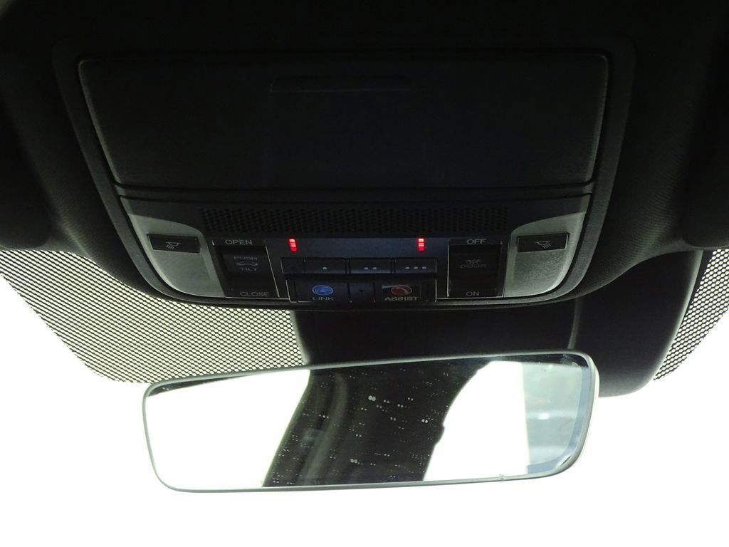 Used 2019 Acura TLX 2.4L Technology Pkg w/A-Spec P image 31