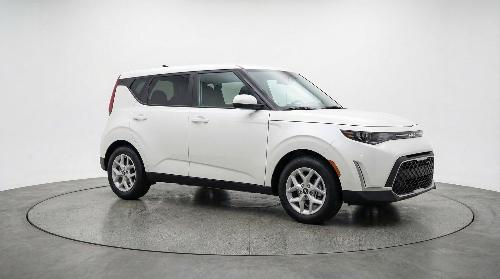 Used 2025 Kia Soul LX w/ LX Technology Package