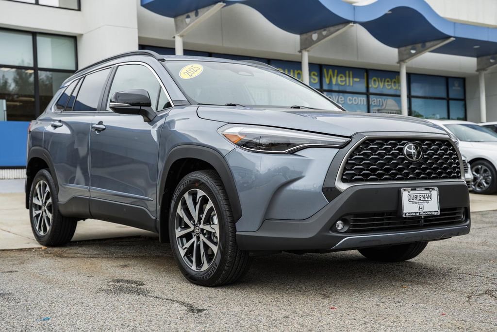 Used 2025 Toyota Corolla Cross XLE