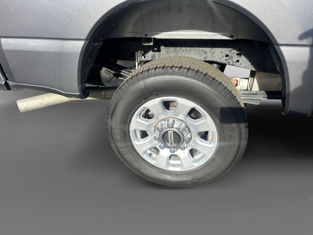 Used 2024 Ford F250 XLT image 10