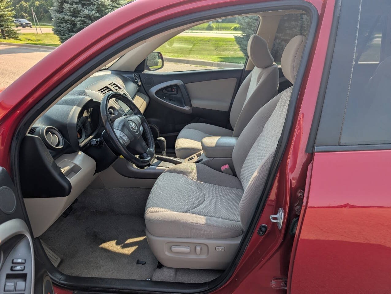Used 2006 Toyota RAV4 Limited AWD/4WD image 15