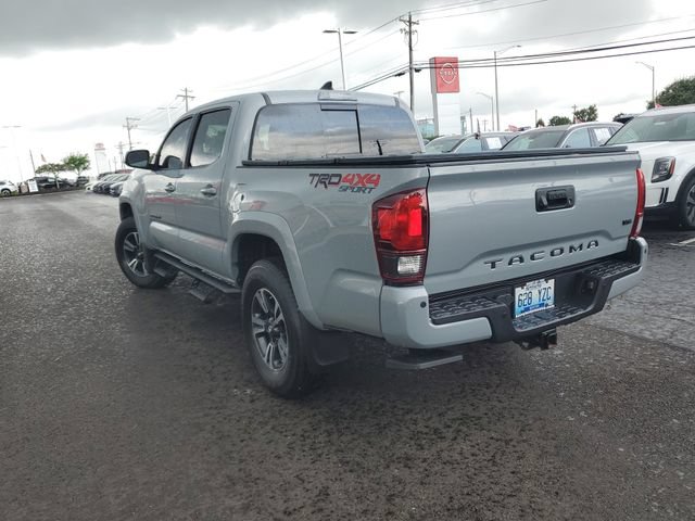 Used 2019 Toyota Tacoma TRD Sport w/ Technology Package AWD/4WD image 3