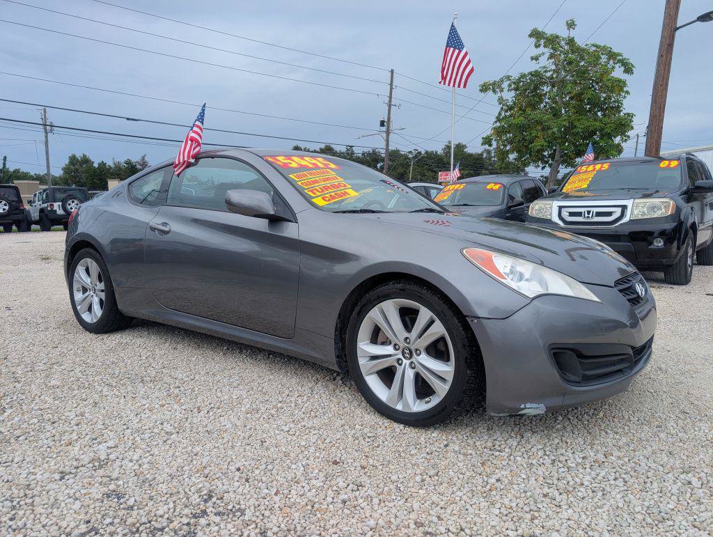 Used 2011 Hyundai Genesis 2.0T RWD image 1