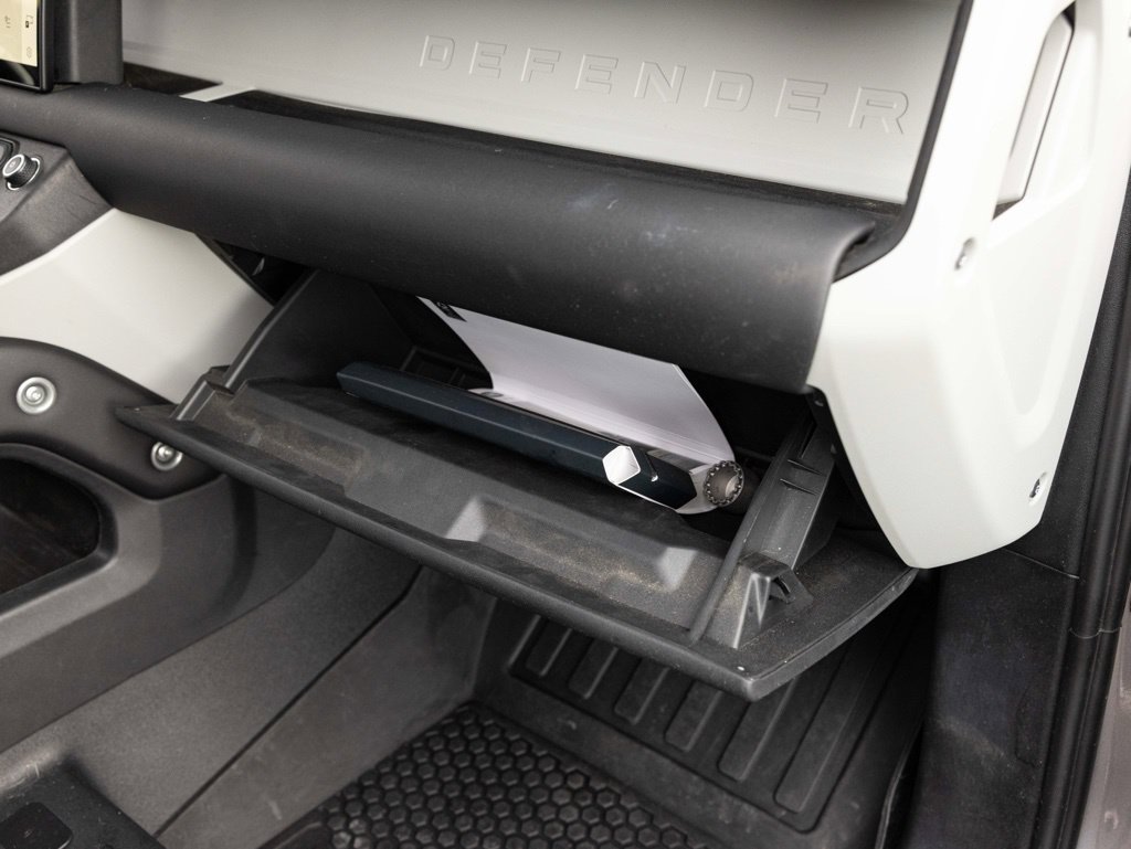 Used 2024 Land Rover Defender 130 S AWD/4WD image 62