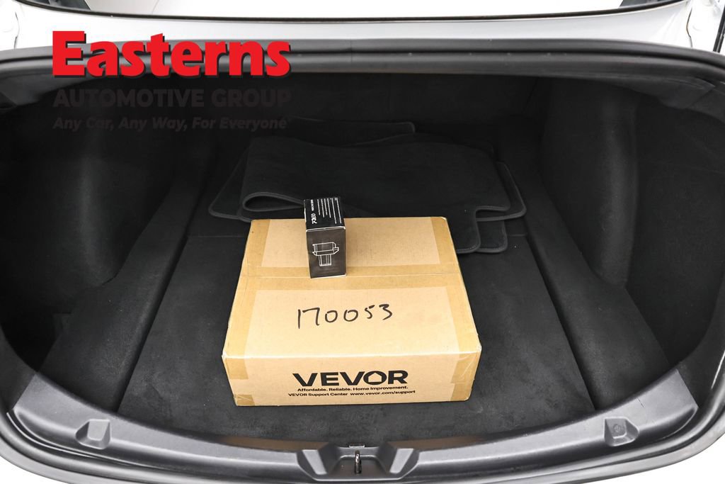 Used 2019 Tesla Model 3 Standard Range RWD image 9