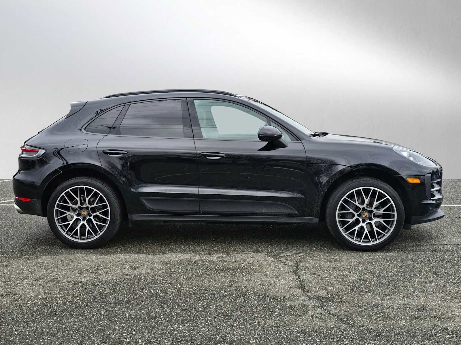 Used 2019 Porsche Macan S image 2