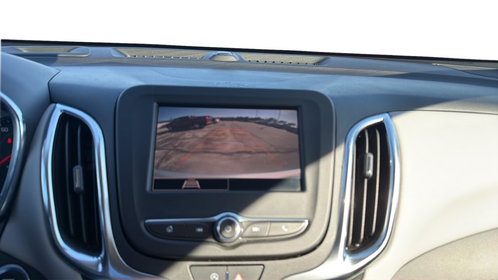 Used 2022 Chevrolet Equinox LT AWD/4WD image 17