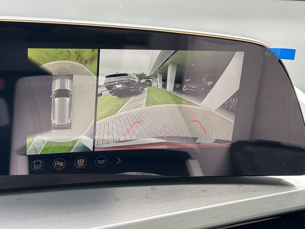 New 2026 Cadillac Vistiq Sport image 26