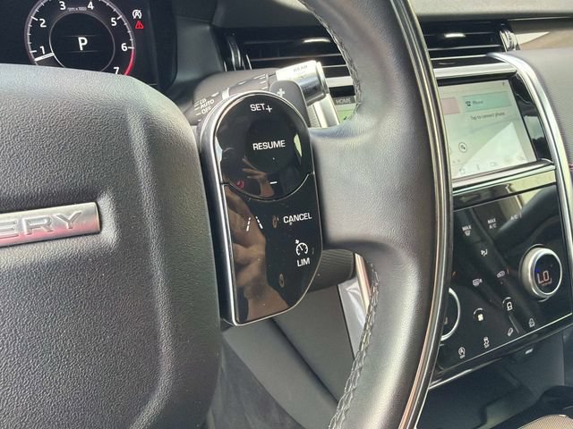 Used 2020 Land Rover Discovery Sport SE R-Dynamic AWD/4WD image 29