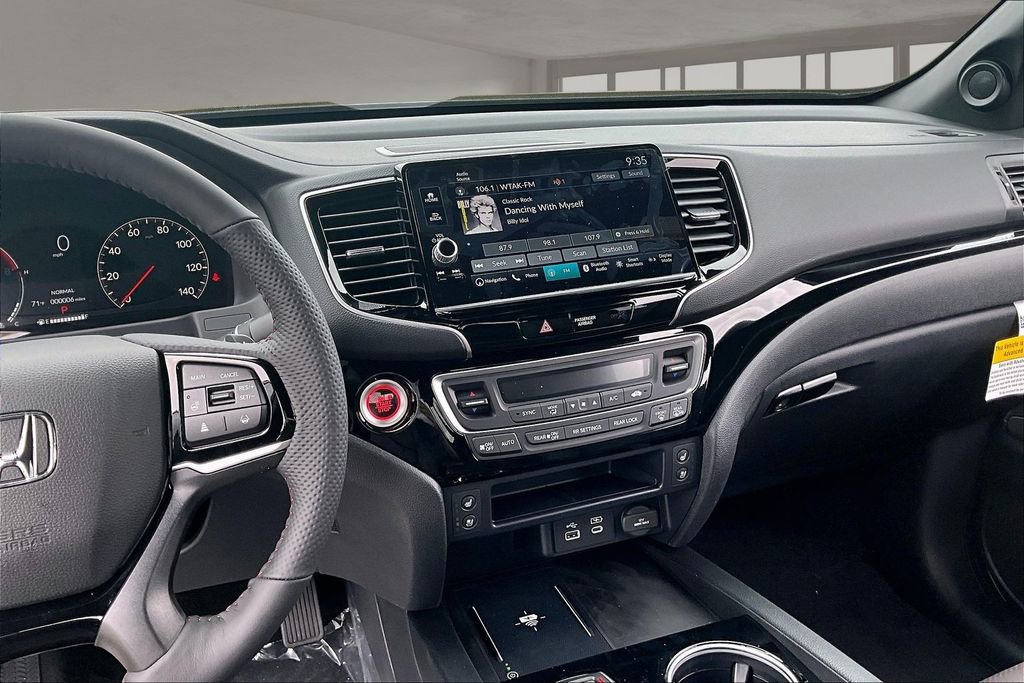 New 2026 Honda Ridgeline Black Edition image 6