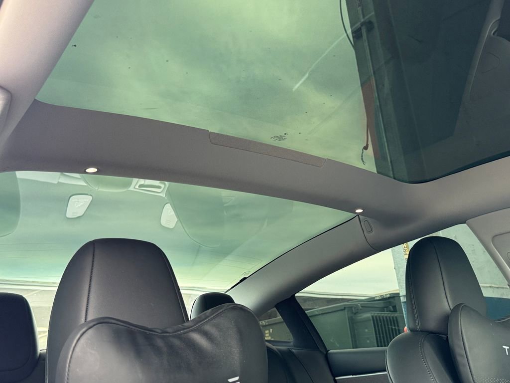 Used 2024 Tesla Model 3 Standard Range image 16