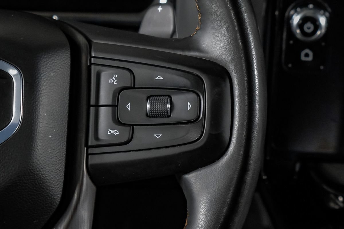 Used 2024 GMC Sierra 1500 AT4 w/ AT4 Premium Package AWD/4WD image 17