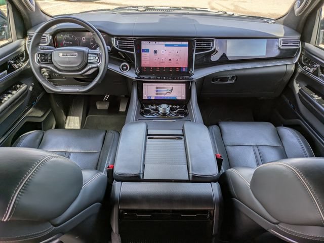 Used 2024 Jeep Grand Wagoneer Series II w/ Quick Order Packagew 28T AWD/4WD image 18