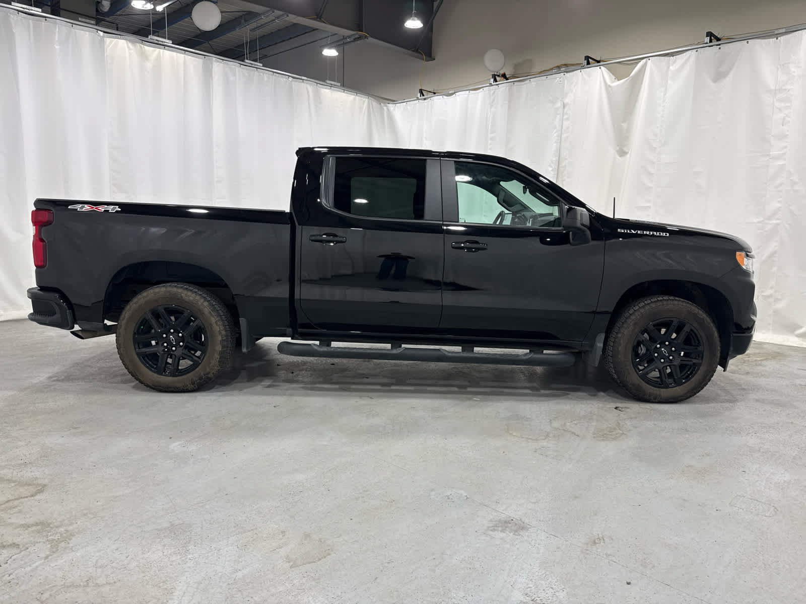 Certified 2026 Chevrolet Silverado 1500 RST w/ RST Select Package AWD/4WD image 6