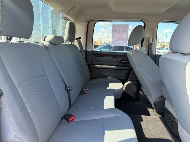 Used 2017 RAM 1500 Express image 30
