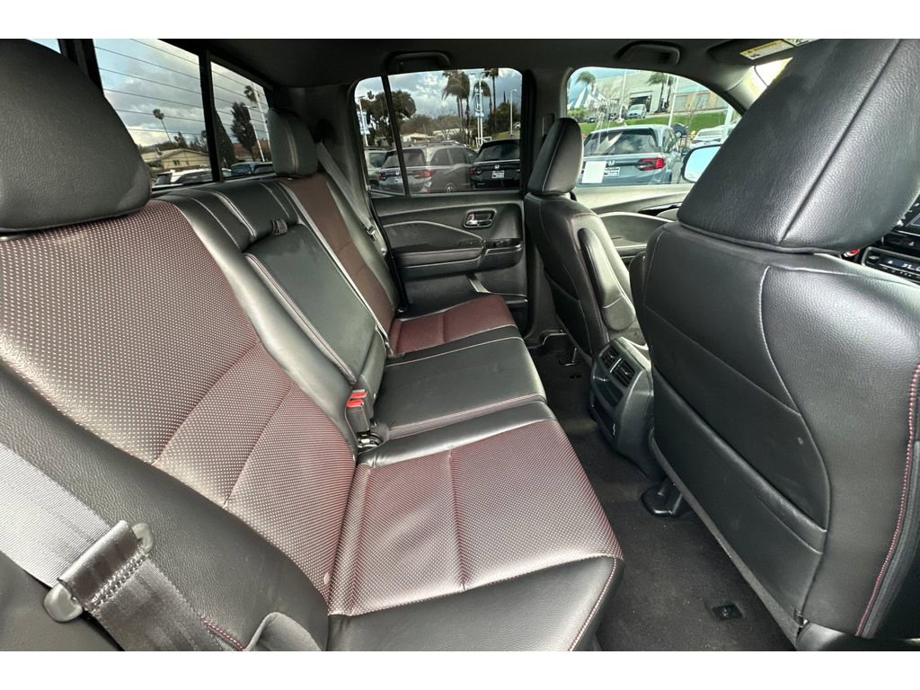 Used 2023 Honda Ridgeline Black Edition image 17