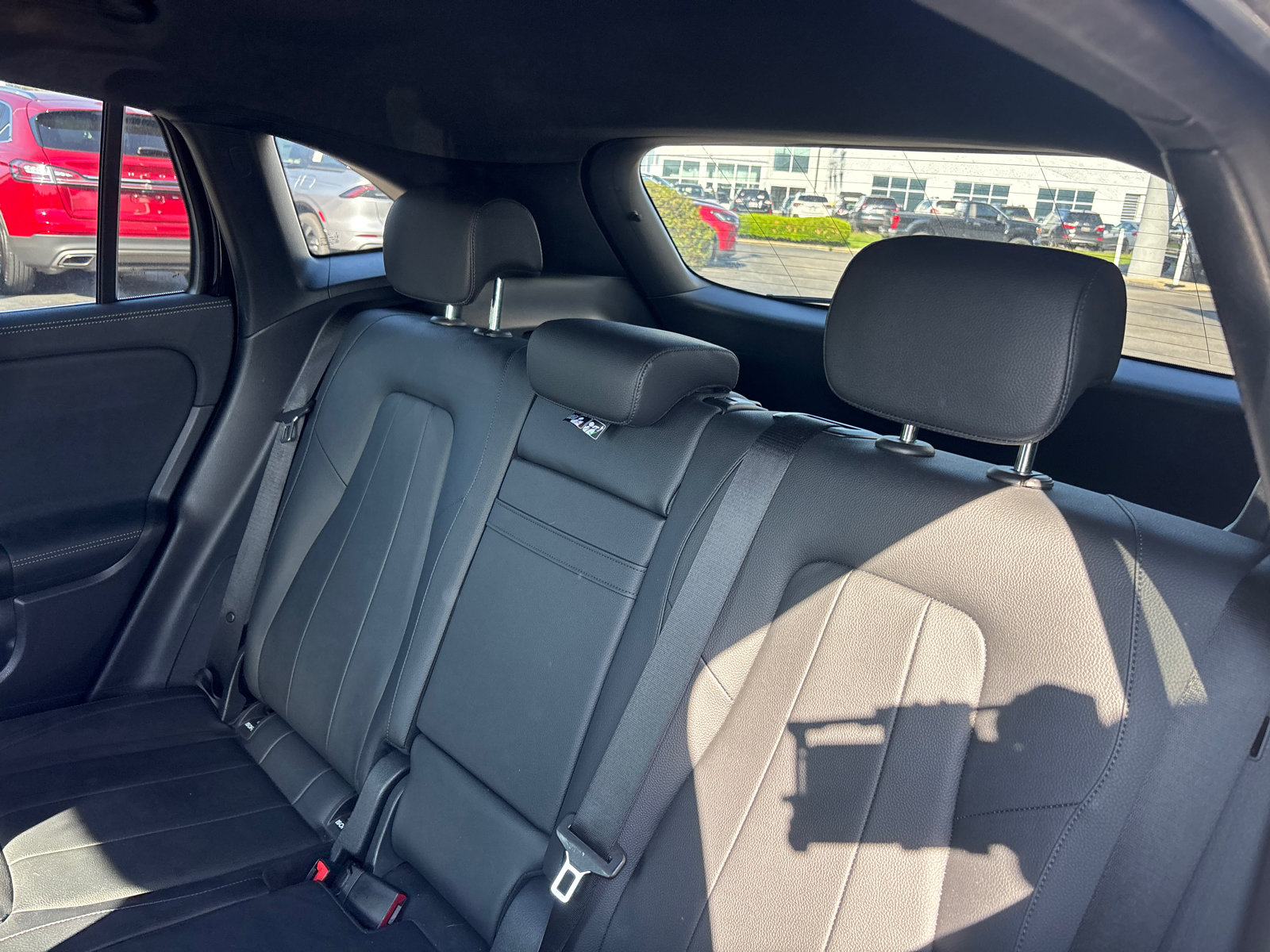 Used 2021 Mercedes-Benz GLA 250 4MATIC image 25