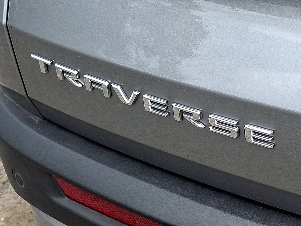 Used 2026 Chevrolet Traverse LT w/ Driver Confidence Package FWD image 30