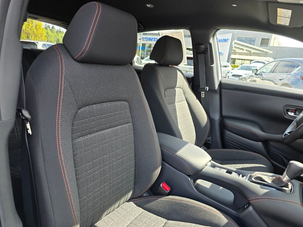 Certified 2025 Honda HR-V Sport image 8
