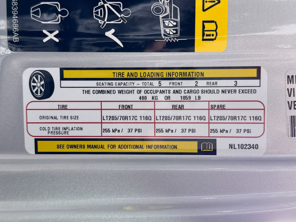 Used 2022 Jeep Gladiator Rubicon w/ LED Lighting Group image 31