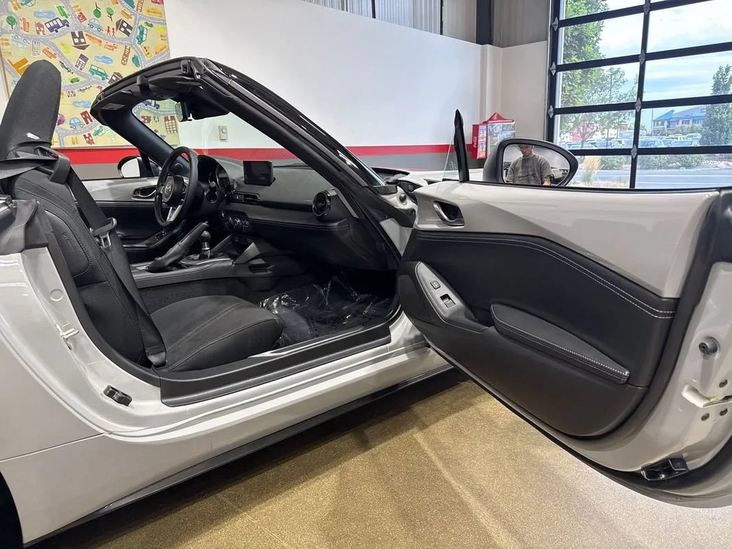 Used 2026 MAZDA MX-5 Miata Club w/ Interior Package RWD image 63