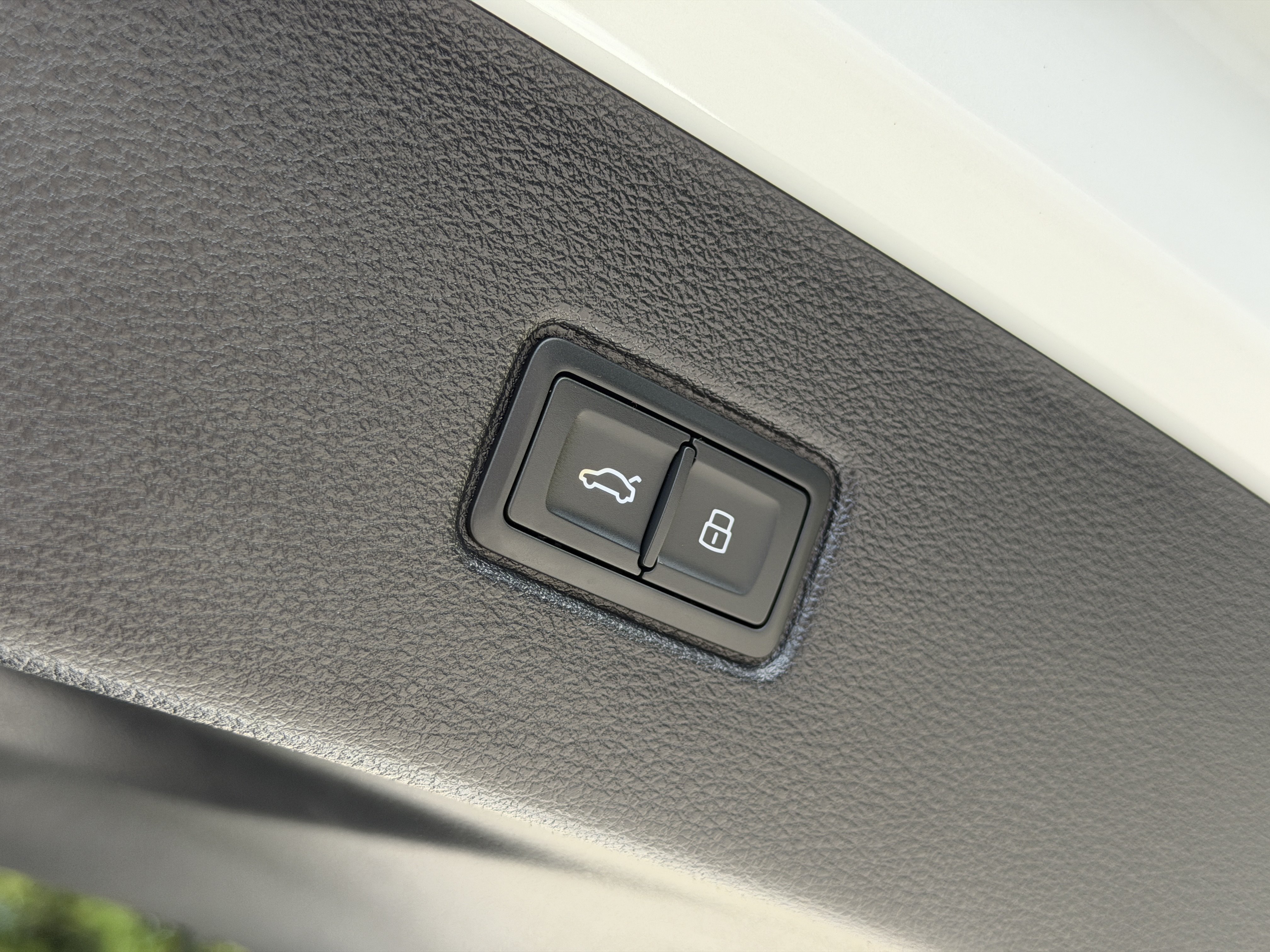 Used 2021 Audi SQ7 Prestige AWD/4WD image 12
