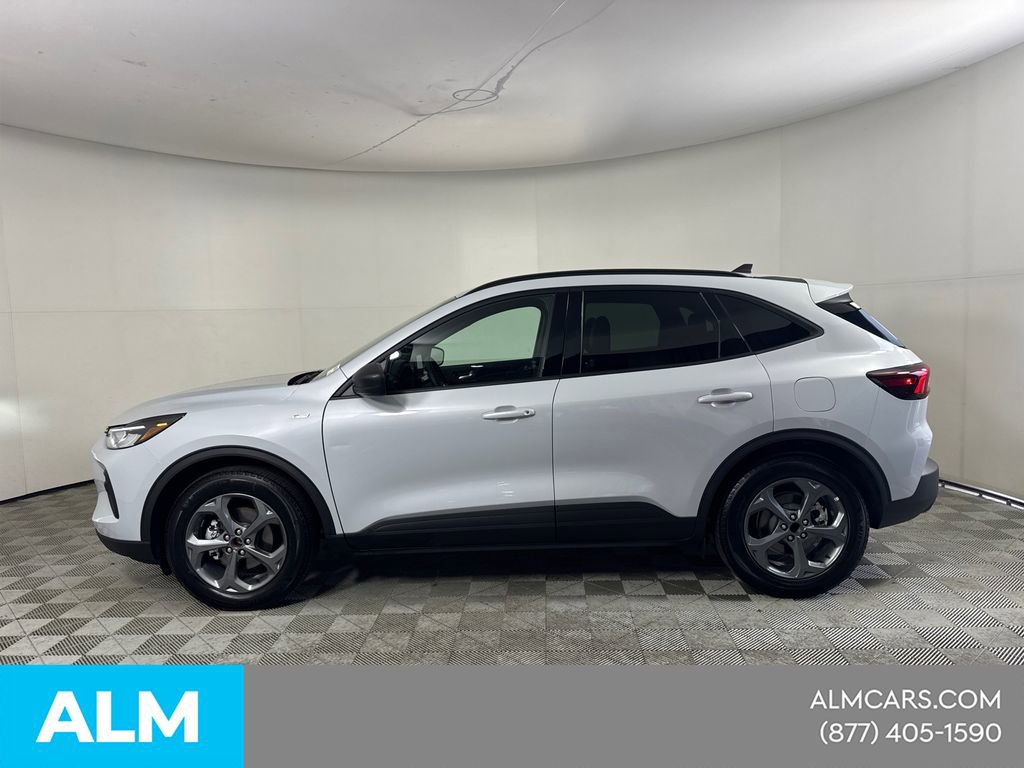 Used 2026 Ford Escape ST-Line FWD image 11