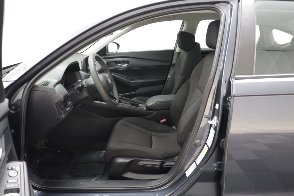 Used 2023 Honda Accord LX image 5