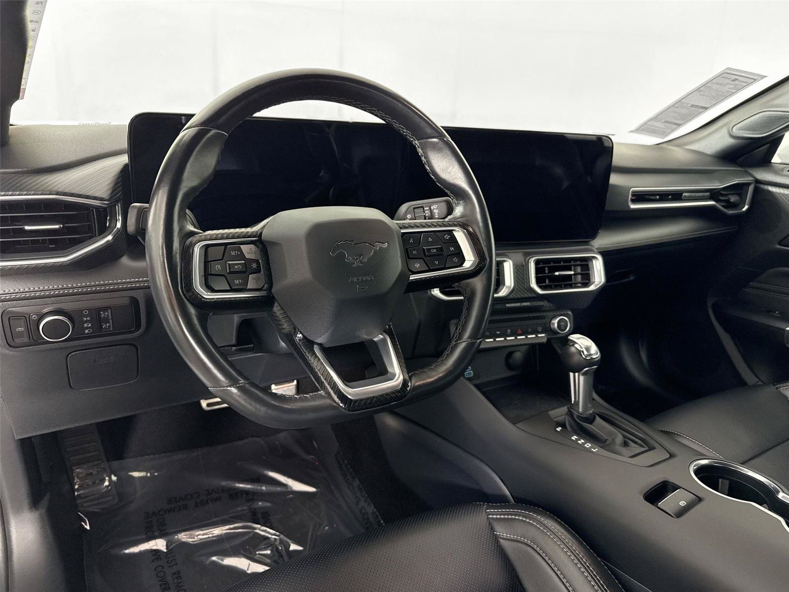 Used 2025 Ford Mustang Premium RWD image 4