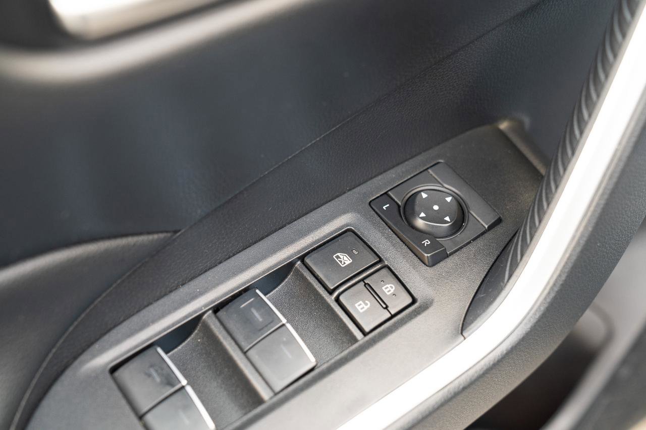Used 2024 Toyota RAV4 XLE image 22