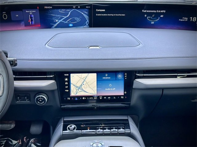 New 2025 Lincoln Navigator Reserve image 25