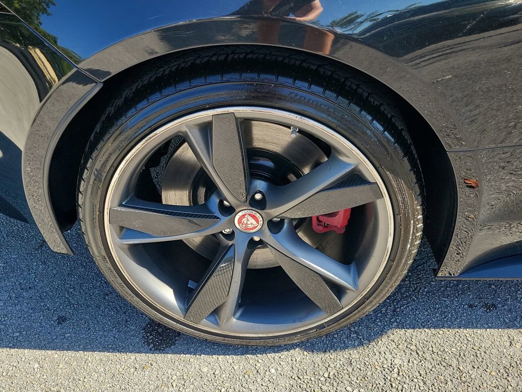 Used 2018 Jaguar F-TYPE R-Dynamic image 10