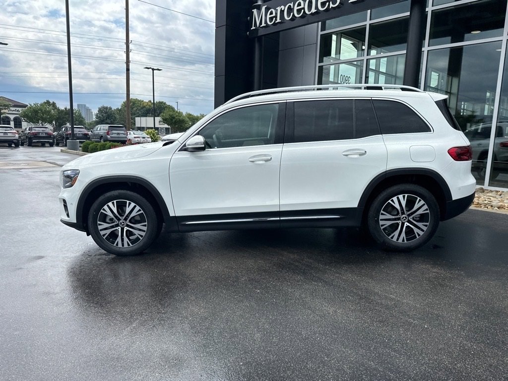 New 2025 Mercedes-Benz GLB 250 4MATIC image 4
