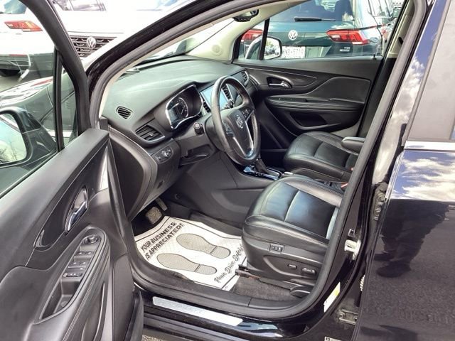 Used 2017 Buick Encore Essence FWD image 10