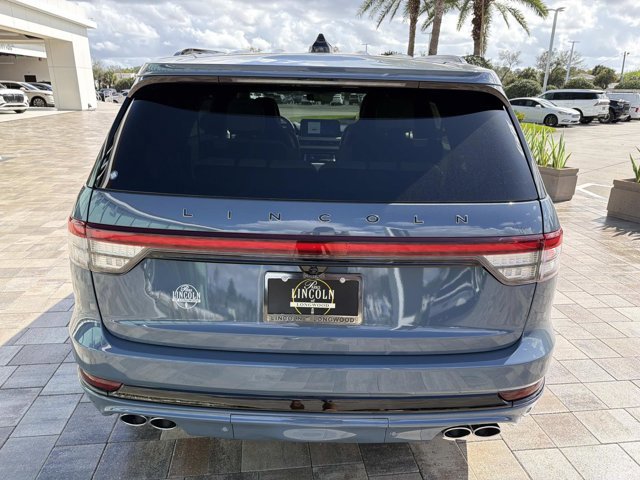 New 2026 Lincoln Aviator Black Label w/ Jet Appearance Package image 3