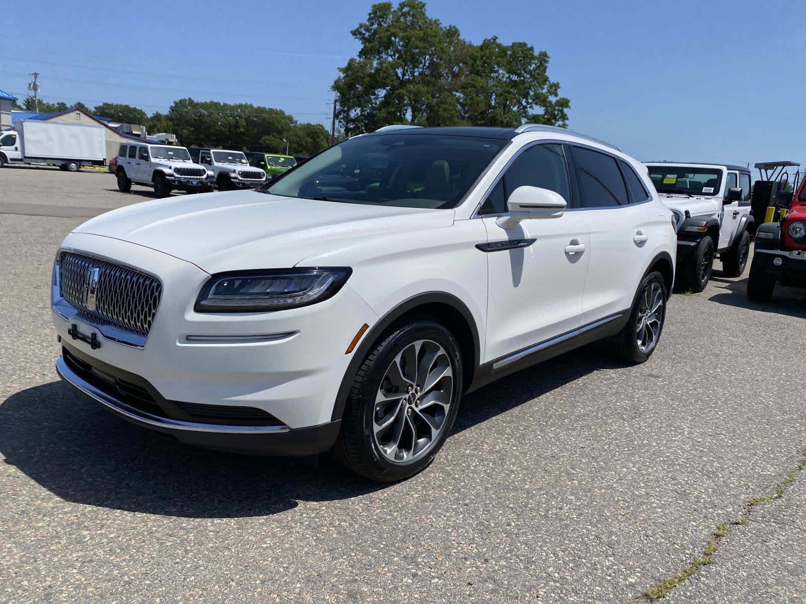 Used 2021 Lincoln Nautilus Reserve w/ Class II Trailer Tow Package AWD/4WD image 9