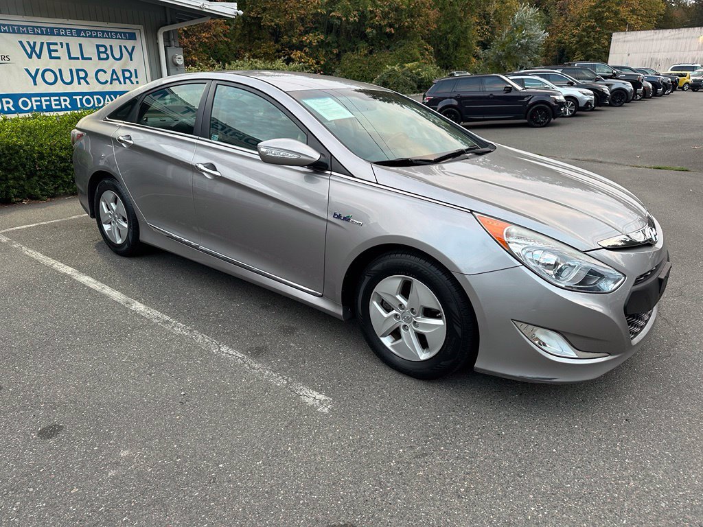 Used 2012 Hyundai Sonata Hybrid w/ Leather Pkg FWD image 3