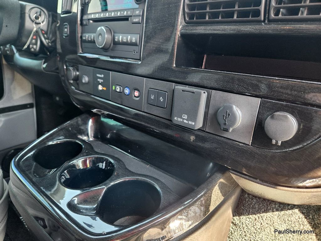 Used 2021 Chevrolet Express 2500 LS w/ Enhanced Convenience Package image 43