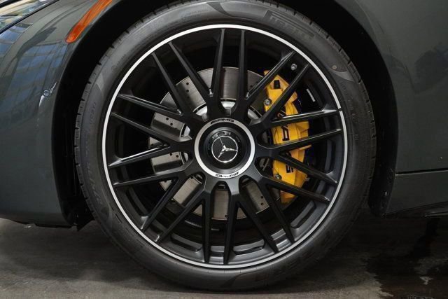 New 2025 Mercedes-Benz SL 63 AMG 4MATIC image 15