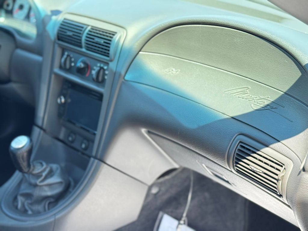 Used 2003 Ford Mustang Cobra image 23