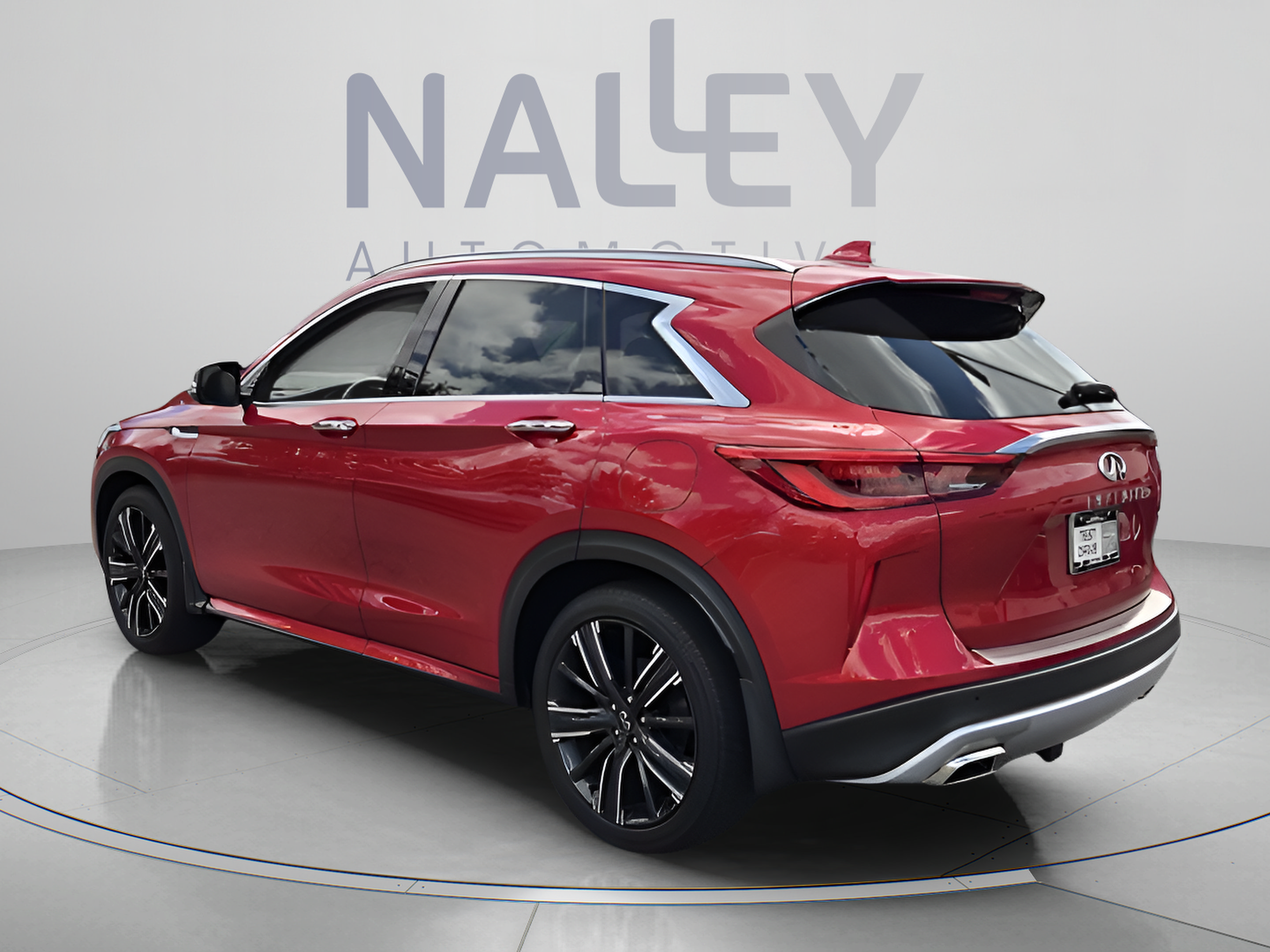 Used 2023 INFINITI QX50 Sensory FWD image 3