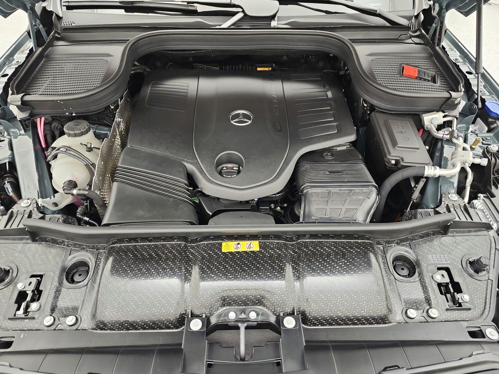 New 2027 Mercedes-Benz GLE 450 4MATIC Coupe image 12