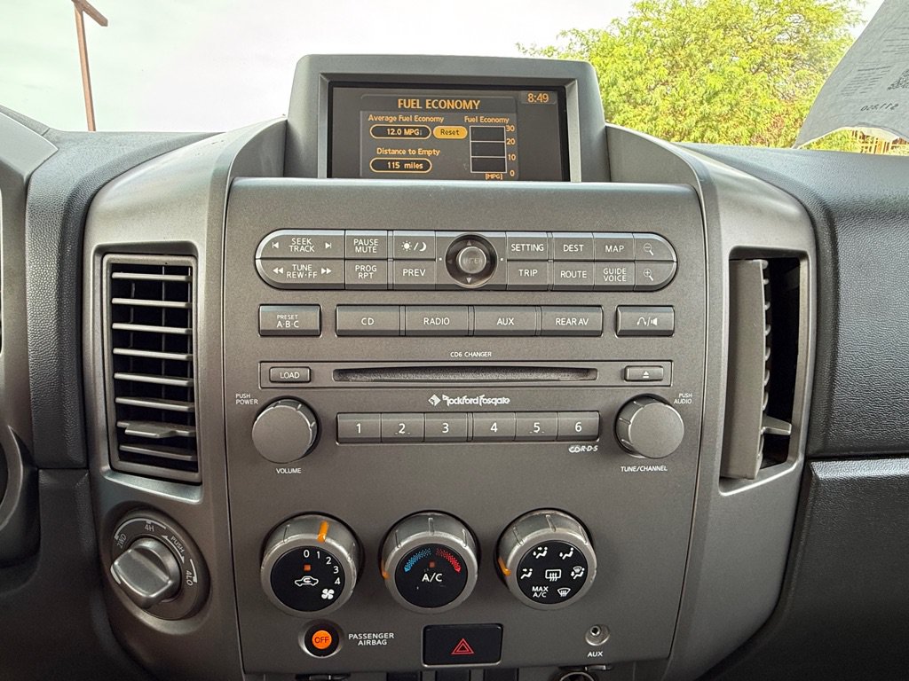 Used 2004 Nissan Titan LE w/ (NAV) Nissan Navigation Pkg AWD/4WD image 16