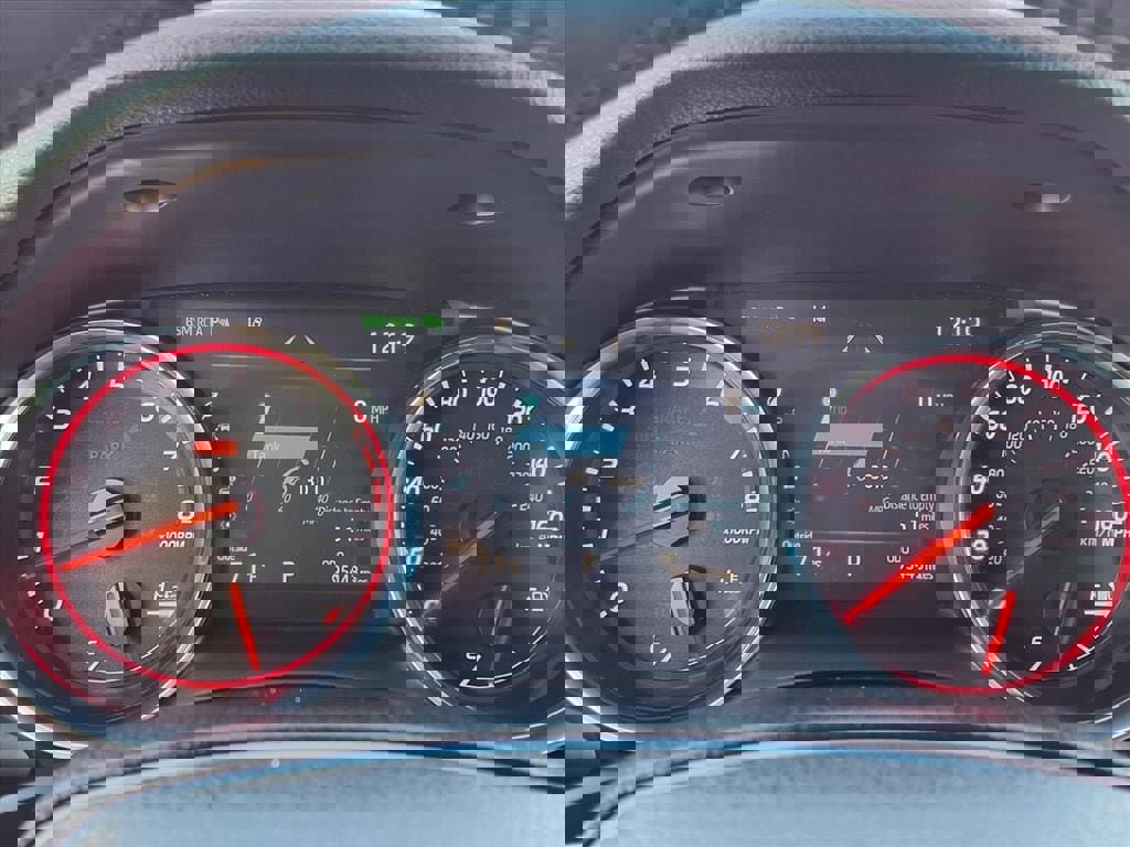 Used 2020 Toyota Camry XSE image 31