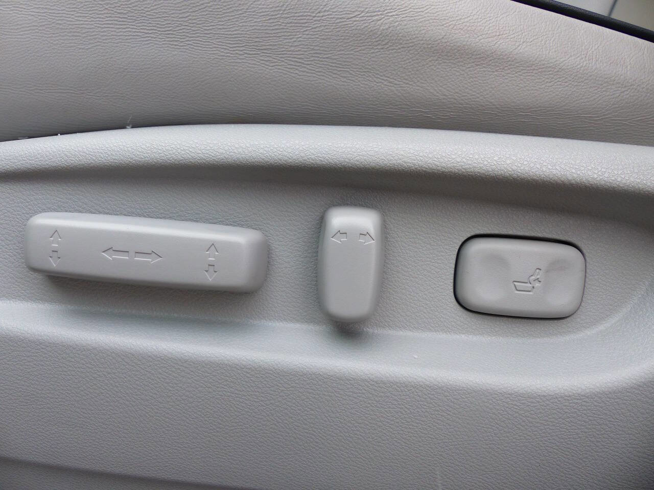 Used 2018 Acura MDX SH-AWD w/ Advance Package image 21